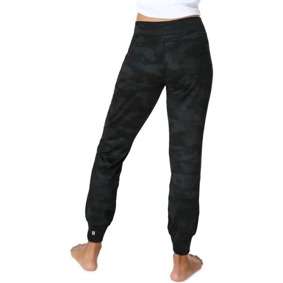Sweaty Betty Garudasana Black Camo Yoga Athletic Pants Size M - Picture 3 of 9